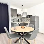 Apartment Proche